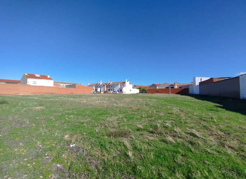 Land in Quintanar de la Orden, Toledo for sale - Primary Photo - Image 1 of 2