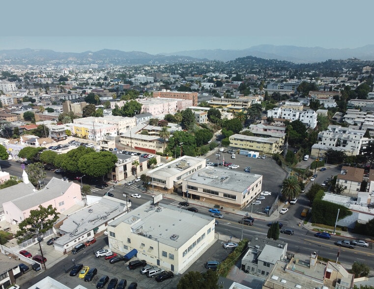 2501 W 3rd St, Los Angeles, CA à vendre - Photo du bâtiment - Image 3 de 5