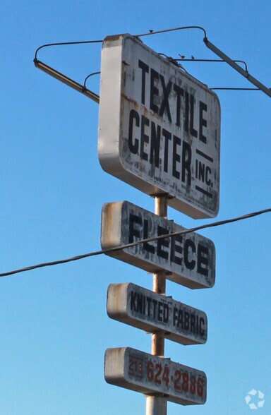 1038 E Olympic Blvd, Los Angeles, CA à vendre - Photo du bâtiment - Image 3 de 5