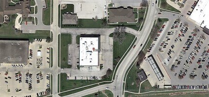 1055 Linden Dr, Marion, IA - AERIAL  map view