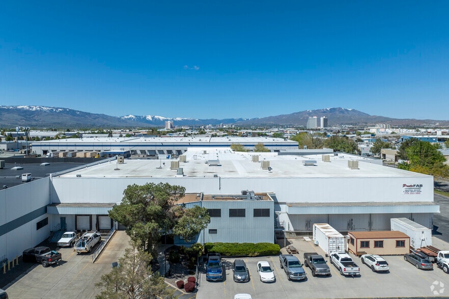 690 Overmyer Rd, Sparks, NV for sale - Building Photo - Image 2 of 12