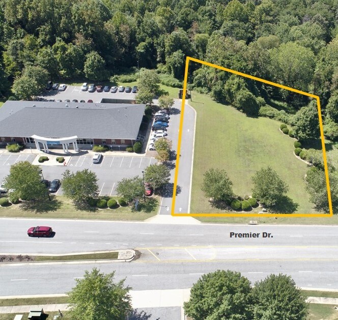 4480 Premier Dr, High Point, NC à vendre Aérien- Image 1 de 5