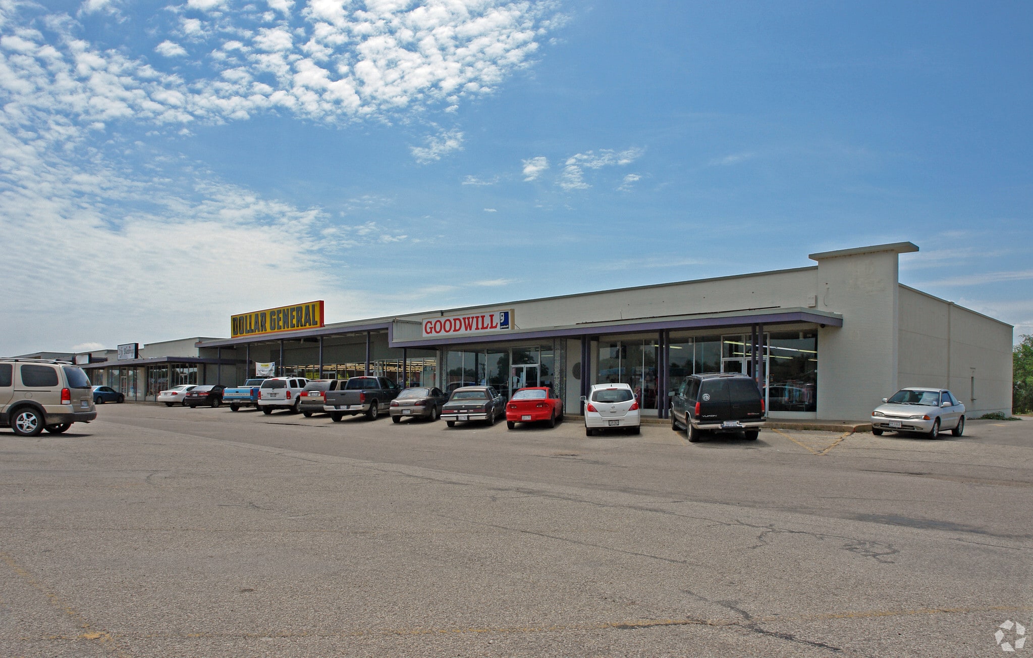 1701 W 5th St, Plainview, TX for lease Primary Photo- Image 1 of 3