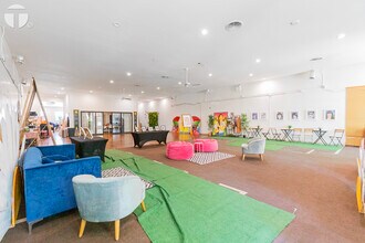 2572 21st St, Sacramento, CA à louer Photo du bâtiment- Image 1 de 13