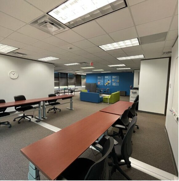 14531 FM 529, Houston, TX à louer - Photo intérieure - Image 3 de 9