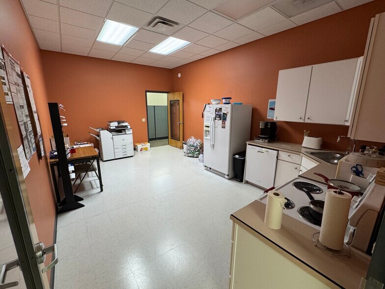 10516 US Route 116, Hinesburg, VT à louer - Photo du bâtiment - Image 3 de 19