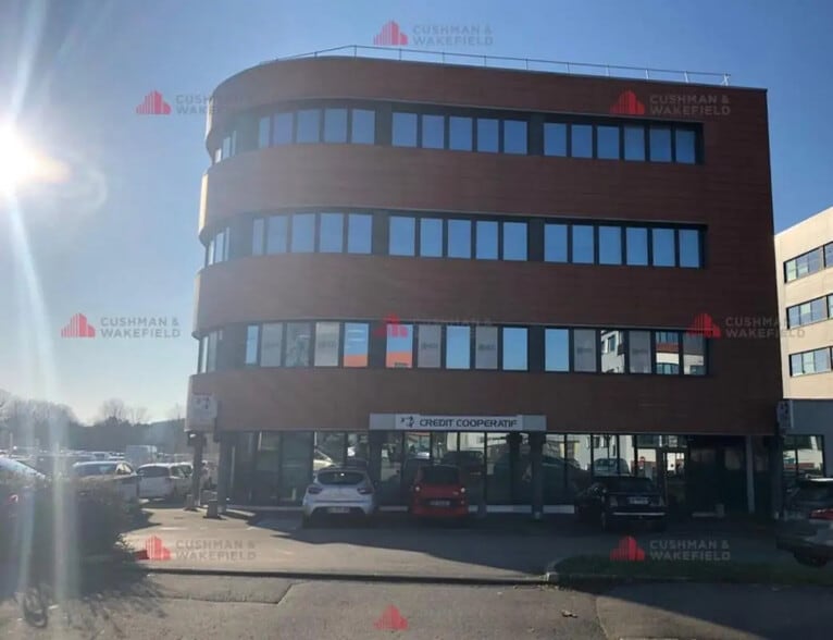 Office in Besançon for lease - Building Photo - Image 1 of 1