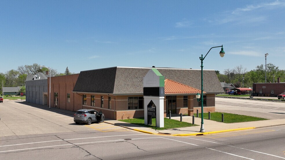 36328 Main St, Whitehall, WI à vendre - Photo du bâtiment - Image 3 de 33