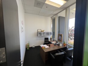 2390 E Orangewood Ave, Anaheim, CA for lease Interior Photo- Image 2 of 6