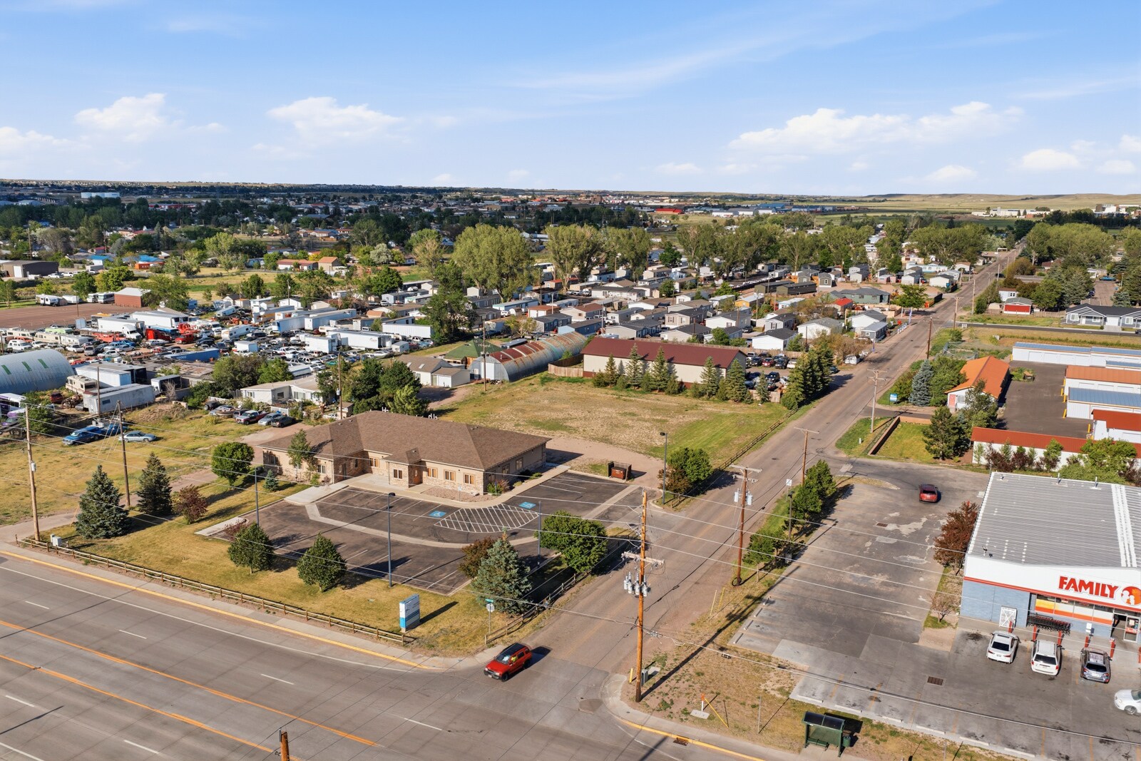 1217 S Greeley Hwy, Cheyenne, WY à vendre Photo du bâtiment- Image 1 de 7