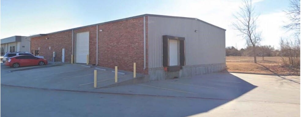 1267 N Air Depot Blvd, Midwest City, OK for sale - Primary Photo - Image 1 of 1