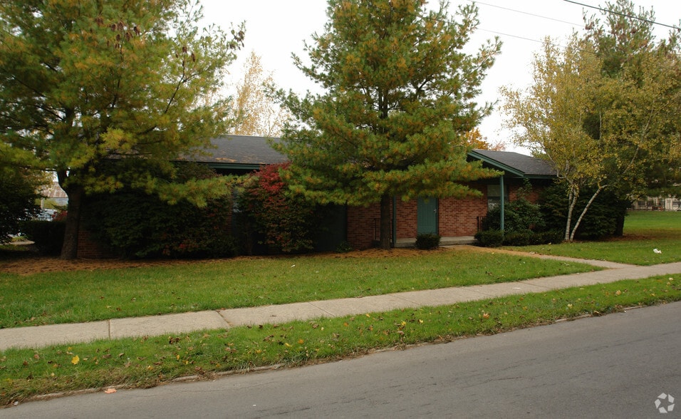 3 Parkside Ct, Utica, NY for lease - Building Photo - Image 2 of 21