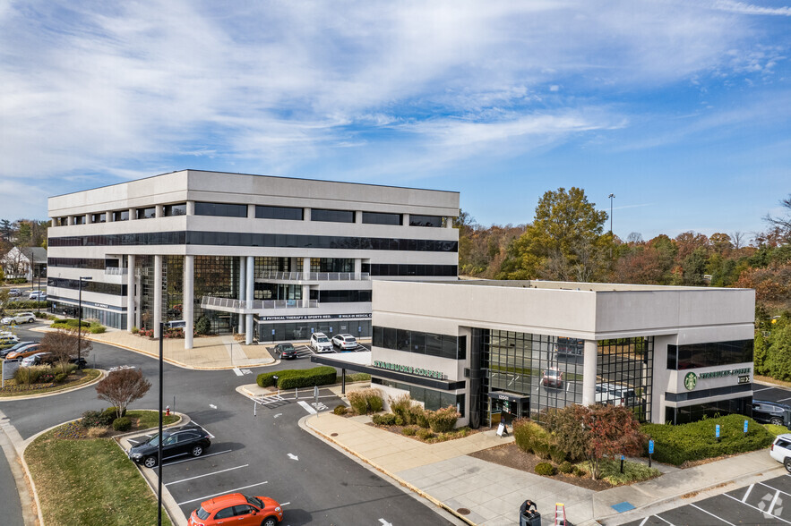 12011 Lee Jackson Memorial Hwy, Fairfax, VA for lease - Building Photo - Image 2 of 8