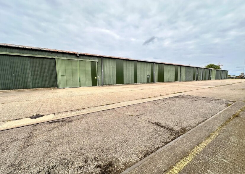 Shipdham Airfield, Shipdham à louer - Photo du b timent - Image 1 de 1