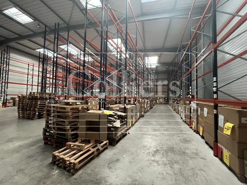 Flex in Roquefort-la-Bédoule for lease Building Photo- Image 1 of 5