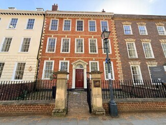 Plus de détails pour 38 Queen Sq, Bristol - Bureau à vendre