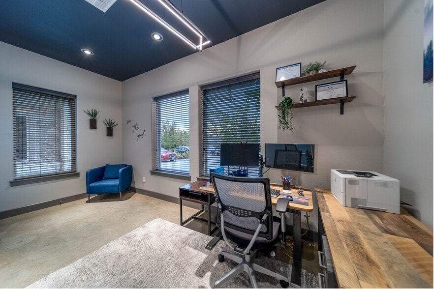 2517 Creekmire -1, Conroe, TX à vendre - Photo du bâtiment - Image 3 de 17