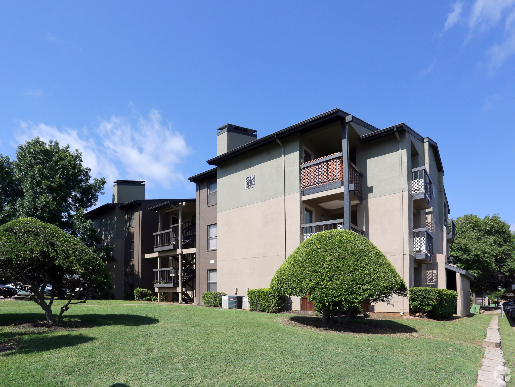 3424 Country Club Dr W, Irving, TX for sale Building Photo- Image 1 of 1