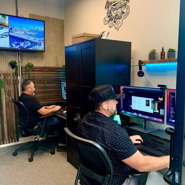 2942 Century Pl, Costa Mesa, CA à louer - Photo du bâtiment - Image 3 de 16