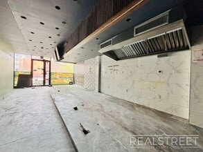 322 Union Ave, Brooklyn, NY à louer Photo intérieure- Image 2 de 22