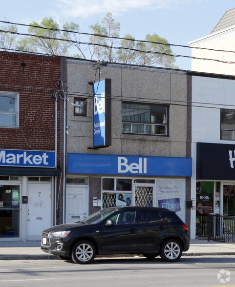 767 The Queensway, Toronto, ON à vendre - Photo principale - Image 1 de 1