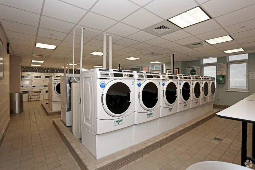 60 W 23rd St, New York, NY for lease - Interior Photo - Image 2 of 18