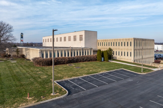 More details for 3721 Tecport Dr, Harrisburg, PA - Office for Auction