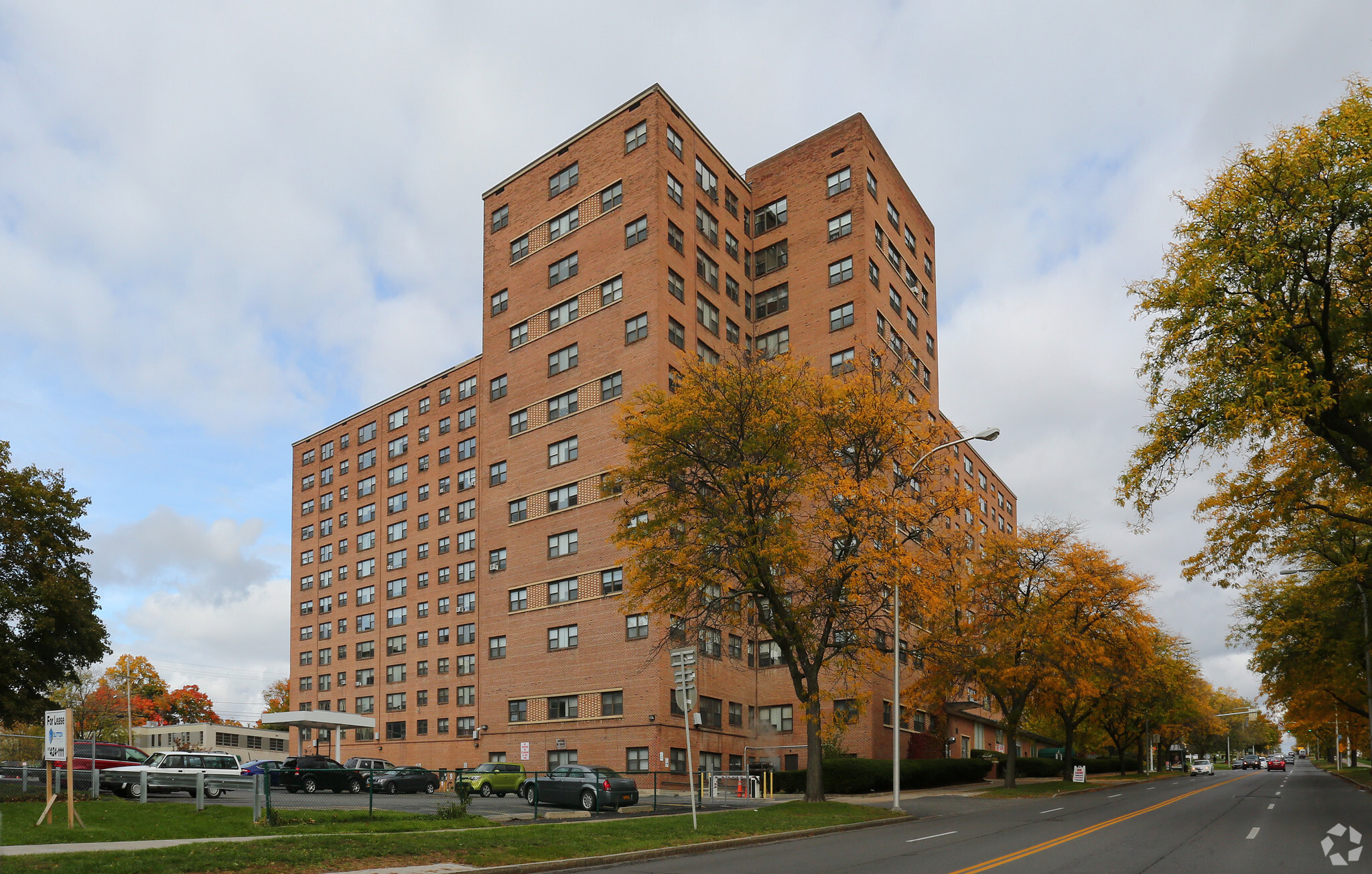 753 James St, Syracuse, NY à vendre Photo principale- Image 1 de 1