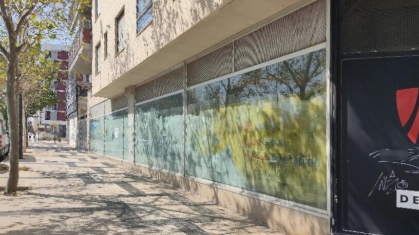 Multifamily in Zaragoza, Zaragoza for sale - Building Photo - Image 2 of 12
