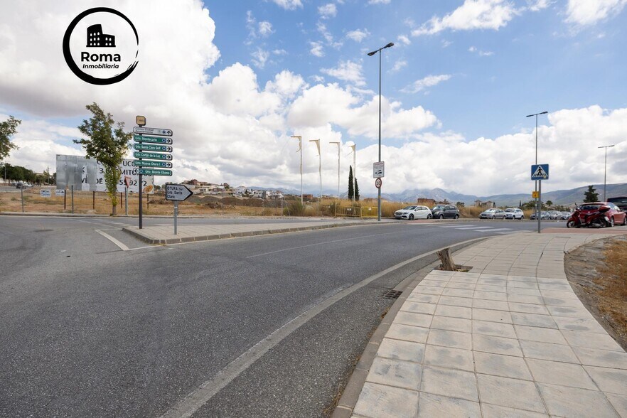 Calle Barranco de los Lobos, Villa de Otura, Granada for sale - Building Photo - Image 2 of 18