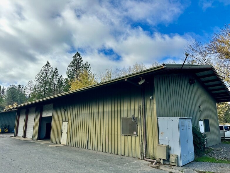 13034 Bitney Springs Rd, Nevada City, CA for lease - Building Photo - Image 1 of 1
