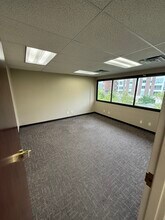 376 E 400 S, Salt Lake City, UT for lease Building Photo- Image 2 of 4