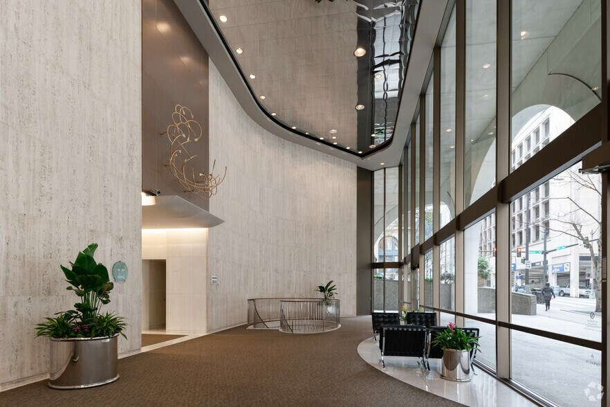 1200 5th Ave, Seattle, WA for lease - Lobby - Image 2 of 7
