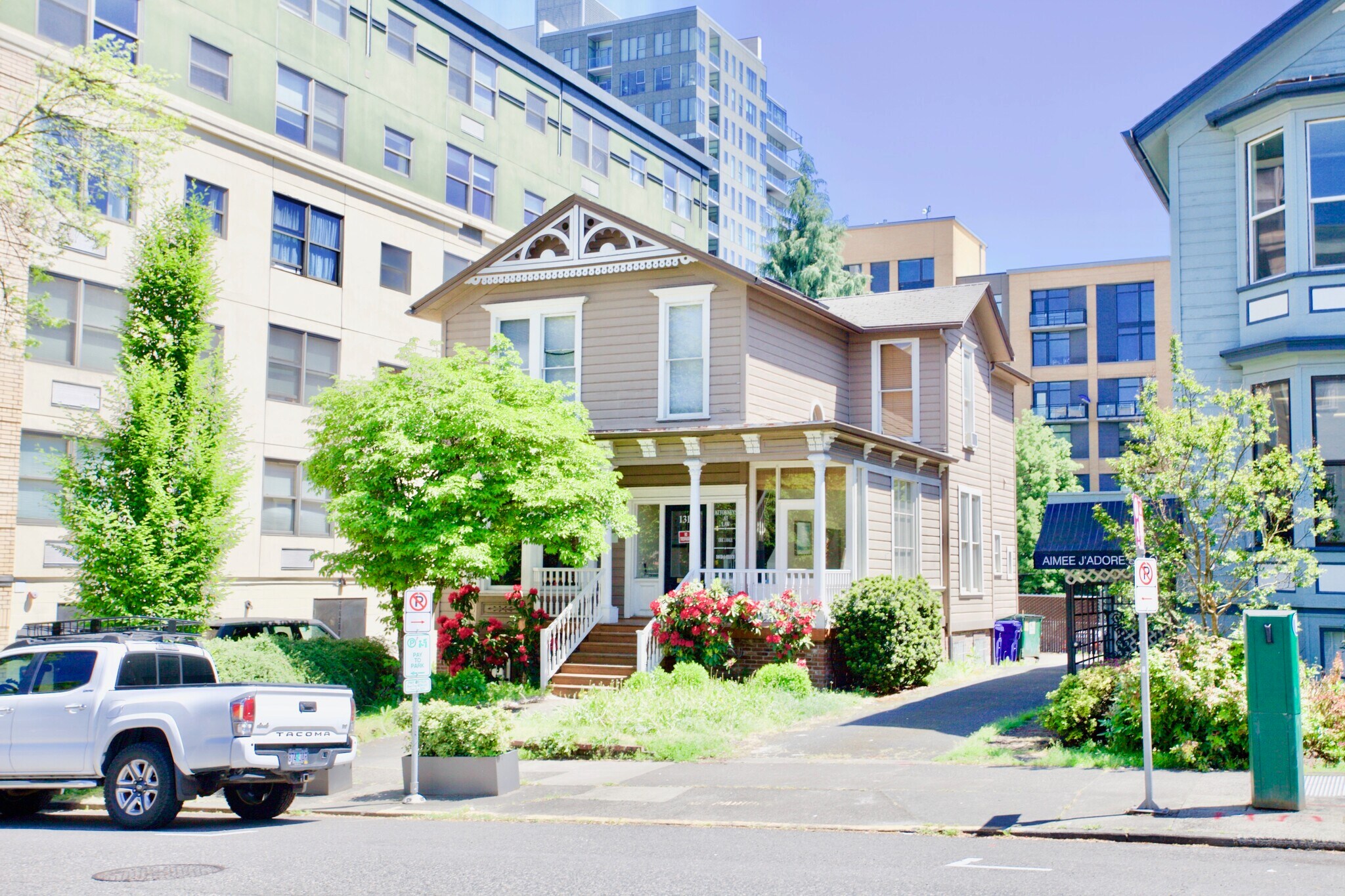 1318 SW 12th Ave, Portland, OR à louer Photo du bâtiment- Image 1 de 43