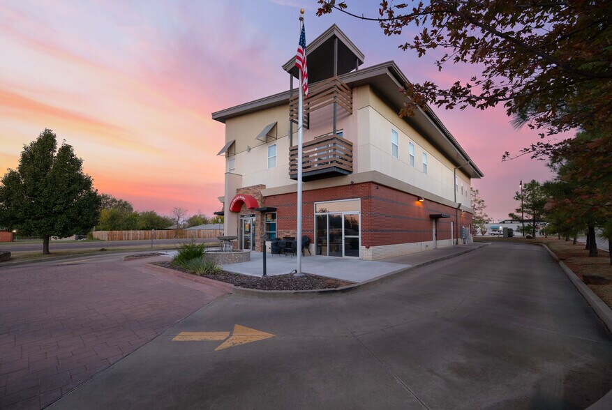 2400 S Air Depot Blvd, Oklahoma City, OK à louer - Photo du bâtiment - Image 2 de 10