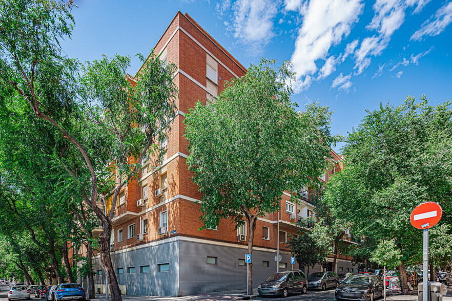 Calle de Esteban Terradas, 8, Madrid, Madrid à vendre - Photo principale - Image 1 de 2