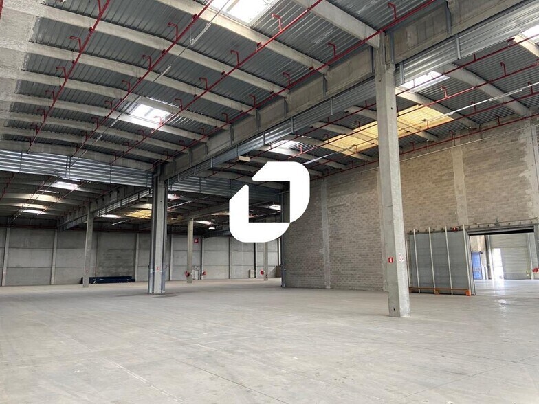 Industrial in Strasbourg for lease - Interior Photo - Image 3 of 9