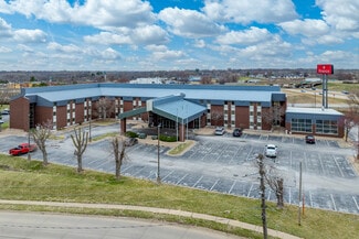 More details for 3020 Utica Ridge Rd, Bettendorf, IA - Hospitality for Sale