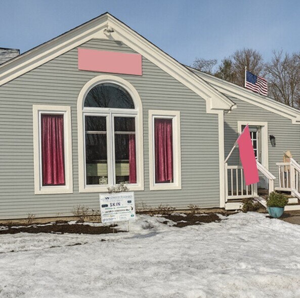 24 E Main St, Avon, CT for lease - Building Photo - Image 2 of 3