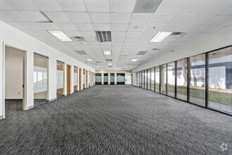 1000 Holcomb Woods Pky, Roswell, GA for lease Interior Photo- Image 1 of 3