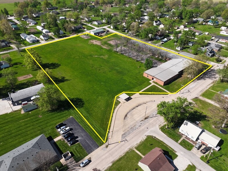 111 W College Ave, Shelbina, MO for sale - Building Photo - Image 1 of 44