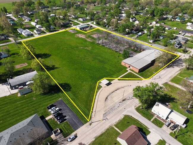 Plus de détails pour 111 W College Ave, Shelbina, MO - Spécialité aux enchères