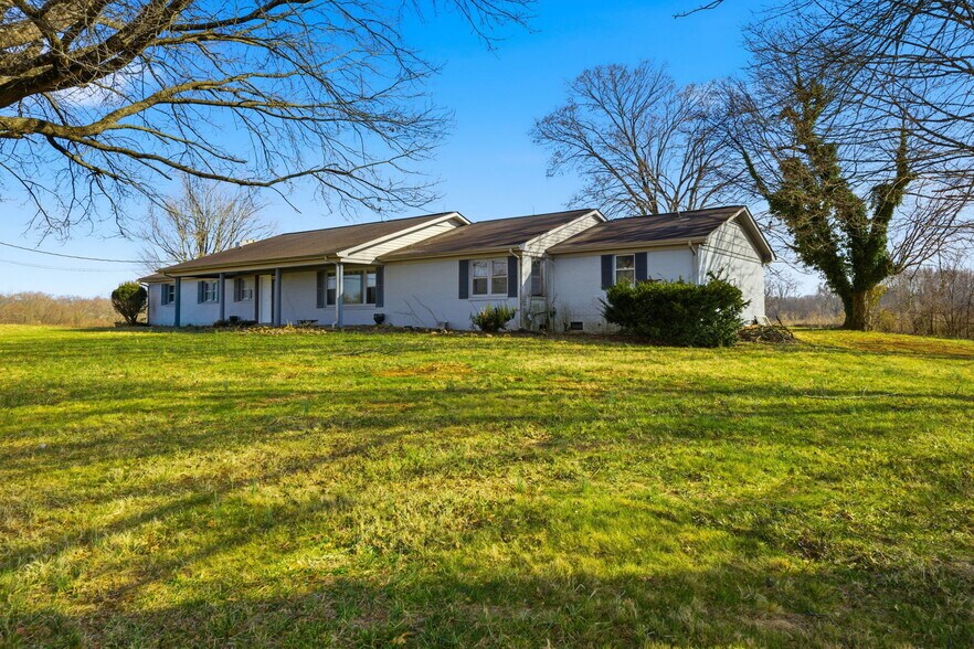 803 E Broadway Blvd, Jefferson City, TN à vendre - Photo du bâtiment - Image 3 de 42
