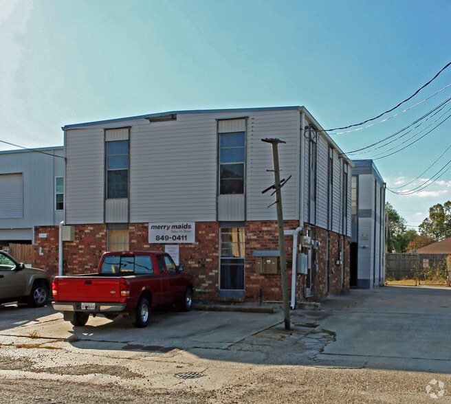 628 Papworth Ave, Metairie, LA à vendre - Photo du bâtiment - Image 3 de 3