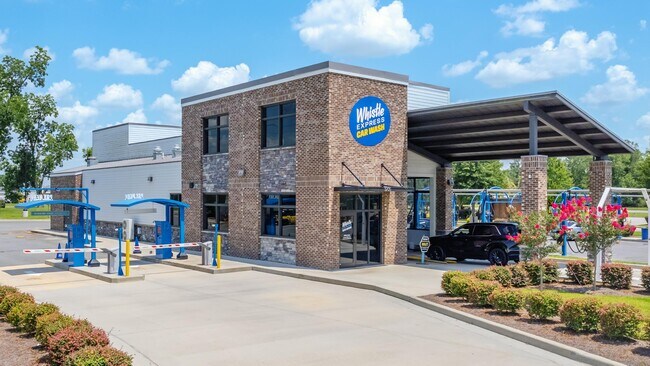 Plus de détails pour 3205 Bemiss Rd, Valdosta, GA - Spécialité à vendre