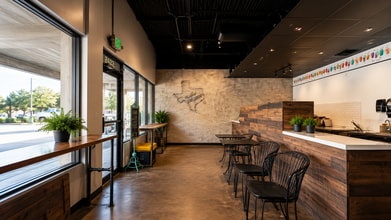 3420-3440 N St Marys St, San Antonio, TX for lease Interior Photo- Image 2 of 12