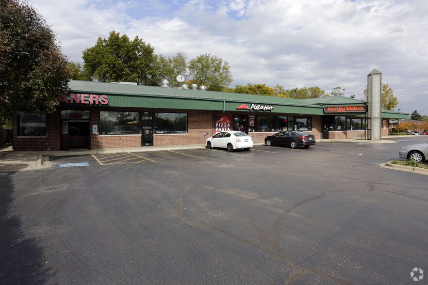 2000 Ogden Ave, Lisle, IL à louer - Photo du bâtiment - Image 3 de 4