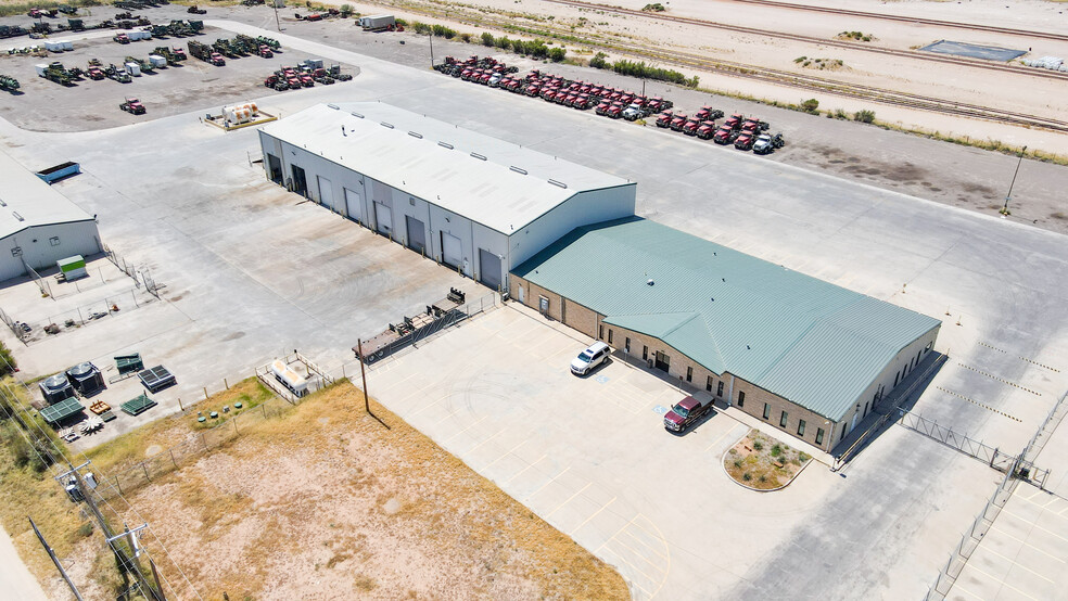 3201 W Murphy St, Odessa, TX à vendre - Photo du bâtiment - Image 2 de 86