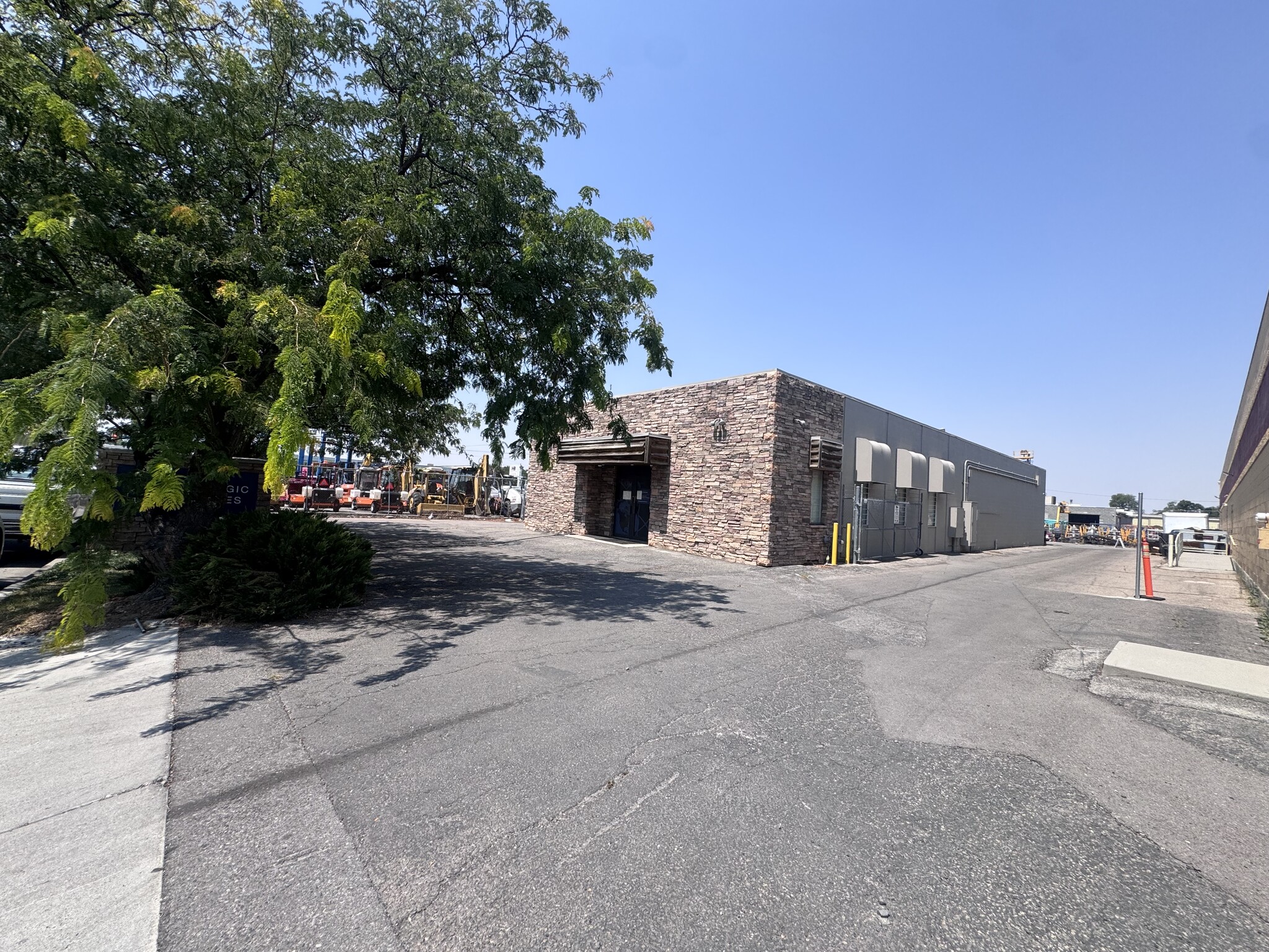 480 Century Dr, Salt Lake City, UT for sale Building Photo- Image 1 of 42