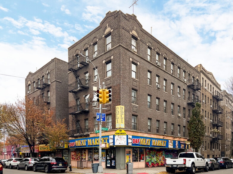 67-83 E 184th St, Bronx, NY for sale - Primary Photo - Image 1 of 8